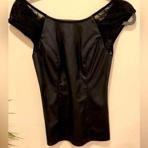 Express Black Top